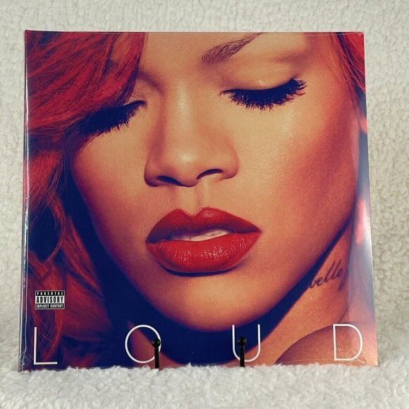 Rihanna‎ - Loud Opaque Baby Pink 2LP Vinyl Record Music New Sealed - Picture 1 of 5